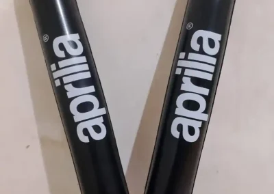 BALON TEPUK APRILIA